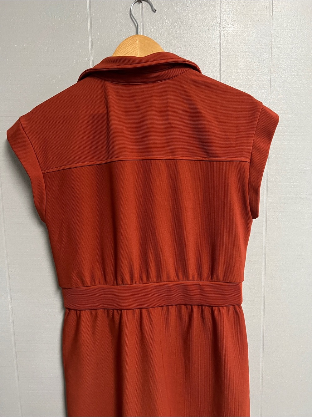 NWT entro Ribbed Zip-Front Dress in Rust - Picture 8 of 12